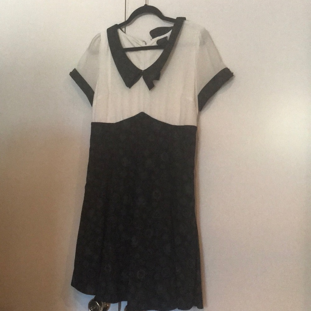 Black white dress from Hot Topic
